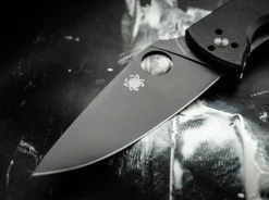 Tenacious Black Plain|Spyderco