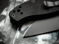 Tenacious Black Plain|Spyderco
